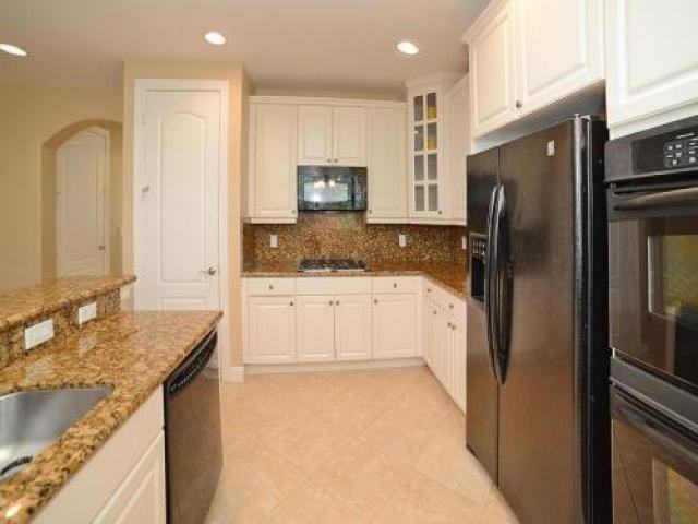 5510 NE Trieste Terrace - Photo 3 of 6