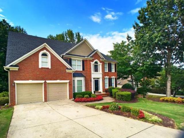 719 E Green Ln - Photo 3 of 6