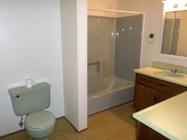 5989 New Bethel Rd - Photo 3 of 6