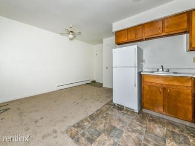 11670 Frankstown Ave - Photo 3 of 6