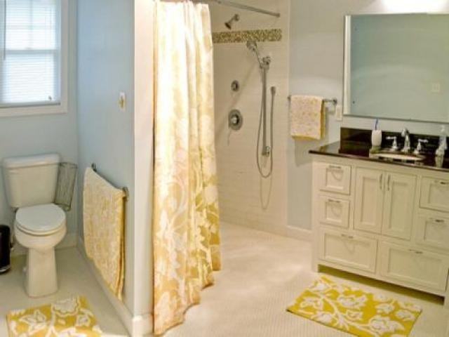 102 Legion Dr - Photo 2 of 4