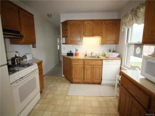 394 Neff Rd - Photo 3 of 6