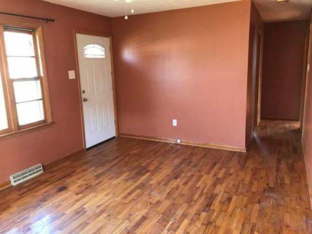 126 MO-124 - Photo 3 of 6