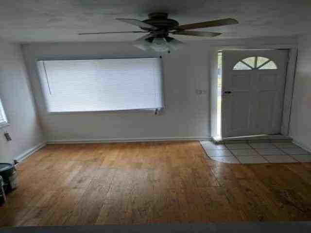 950 Drexel Blvd - Photo 2 of 5