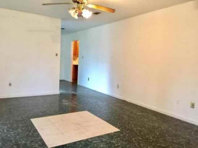 3119 Craigmont Cir - Photo 2 of 6