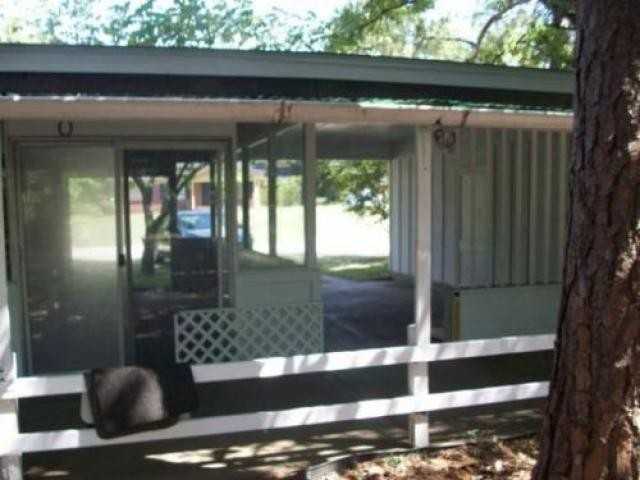 1303 Diane Ct - Photo 3 of 4