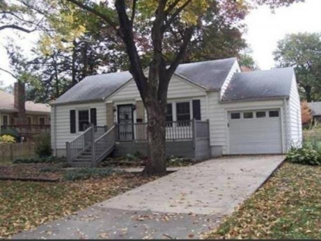 510 E Cedar St - Photo 2 of 6