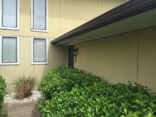 4131 NW 50th St - Photo 3 of 6