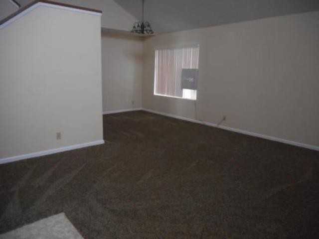 31200 Water Ave - Photo 3 of 6