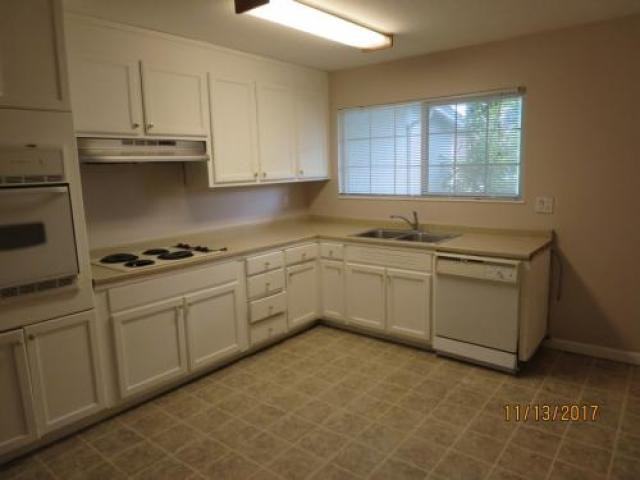 40128 Margery Ct - Photo 2 of 4