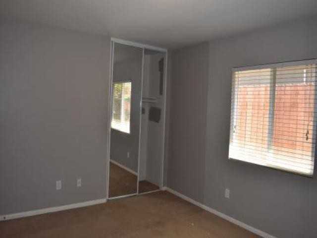 32953 Blackwell Blvd - Photo 3 of 6