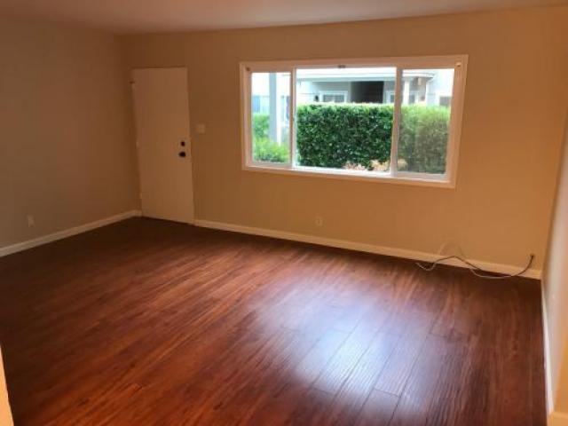 974 Dolores Dr - Photo 3 of 6