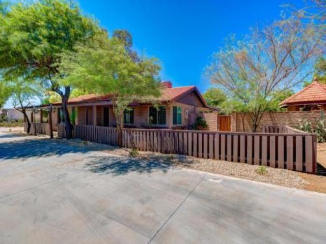 6522 E Thunderbird Rd - Photo 2 of 6