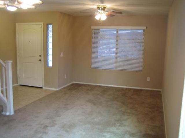 23549 W Wier Ave - Photo 3 of 6