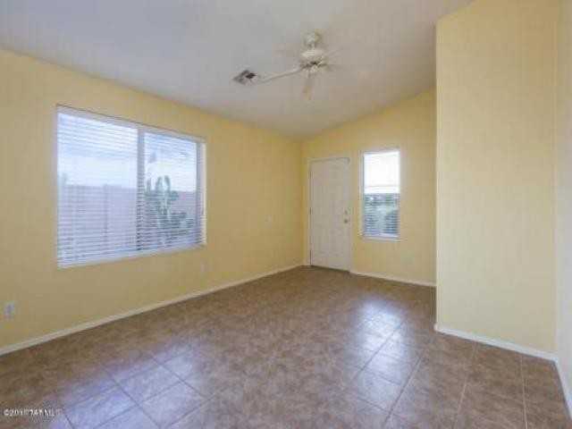 8820 N Mesquite Bluffs Pl - Photo 2 of 6