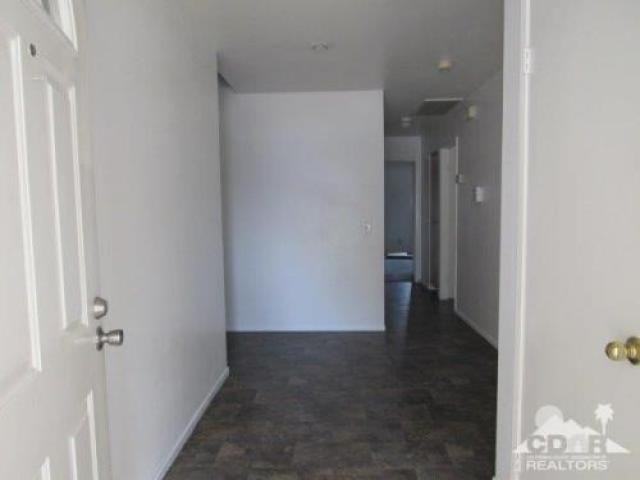 275 Eunice Cir - Photo 2 of 6