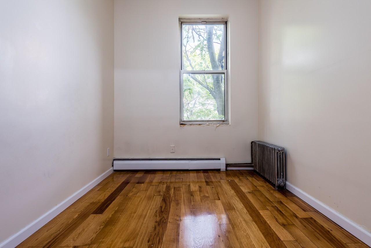 229 Jefferson Street #30YN