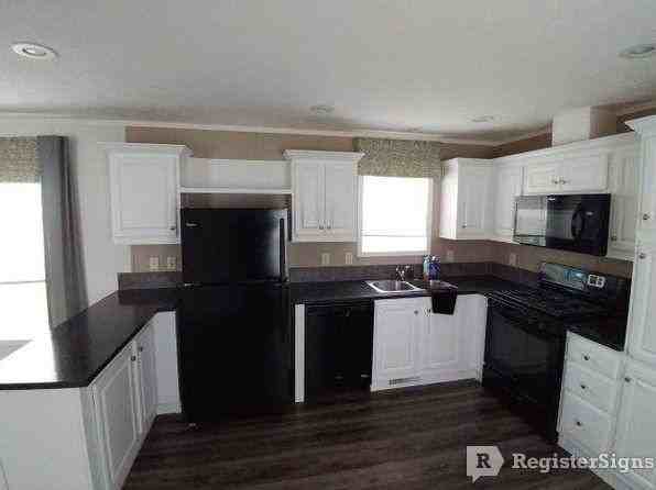 5969 Middle Rd #5a - Photo 2 of 7