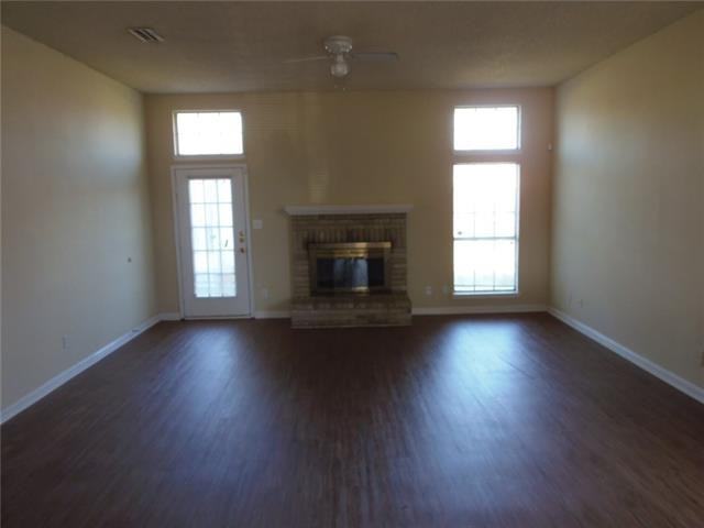 421 Surrey Pl - Photo 2 of 11
