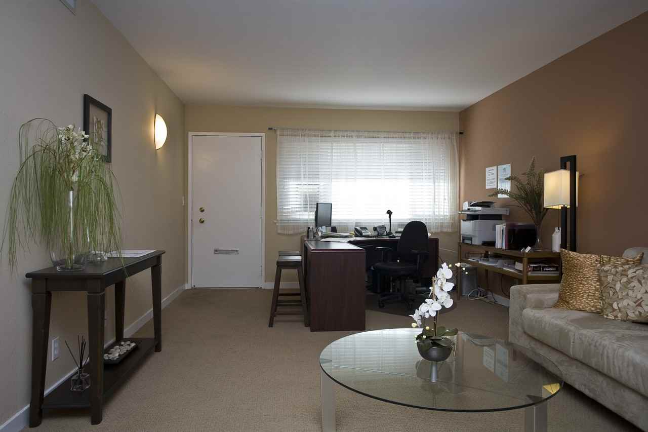 Sherwood Oaks Apartments - Photo 2 of 9