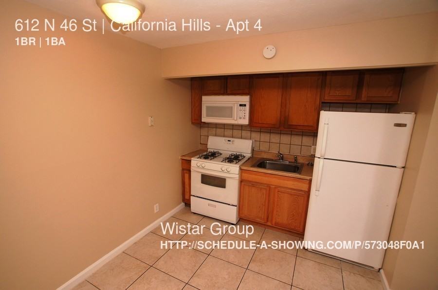 14605 N 42nd St #4 - Photo 2 of 8
