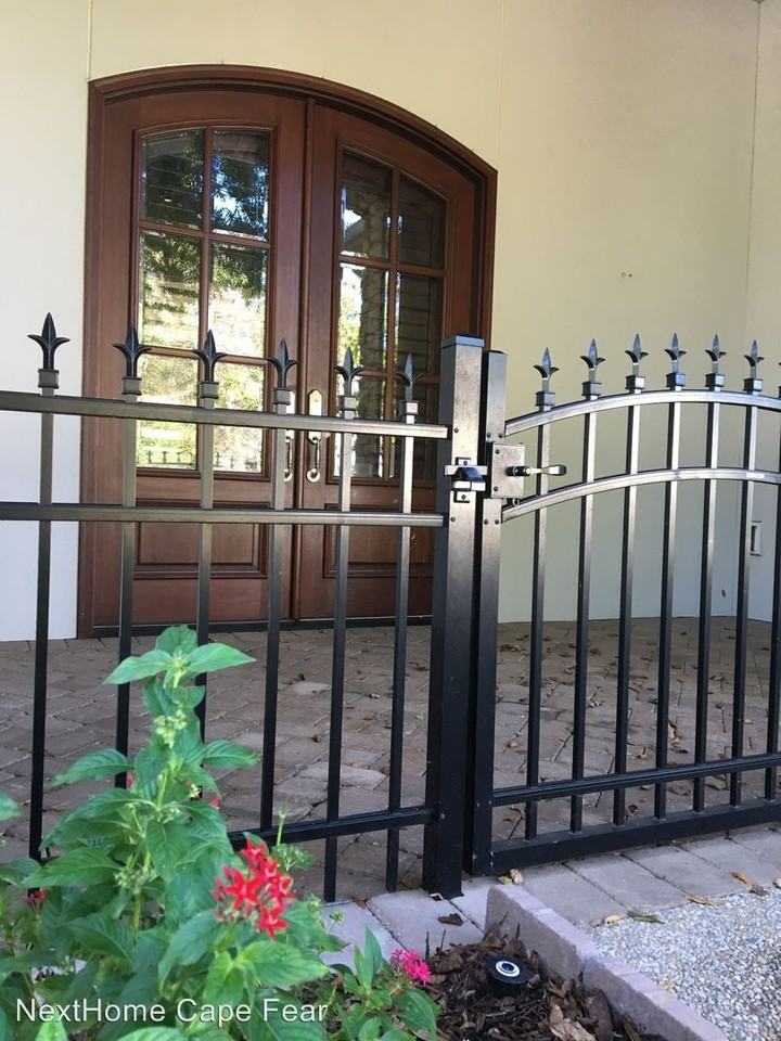 1325 S Moorings Dr - Photo 3 of 38