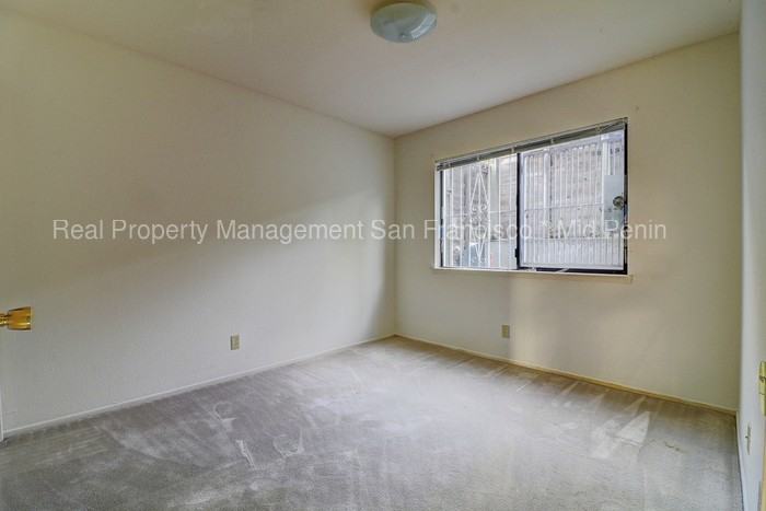 14 Las Villas Ct - Photo 3 of 9