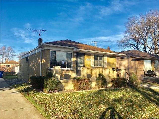 5312 Syracuse St - Photo 2 of 16