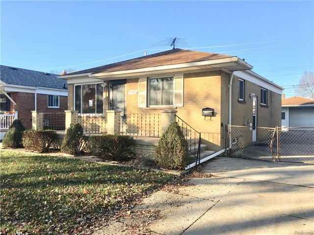 5312 Syracuse St - Photo 3 of 16