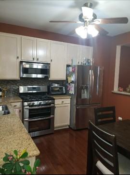 182 Monarch Dr - Photo 2 of 14