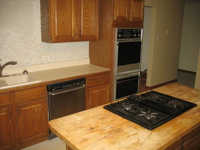 5132 Aptakisic Rd - Photo 3 of 13