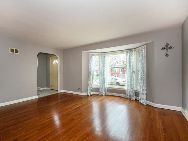 3655 N Nottingham Ave - Photo 2 of 27