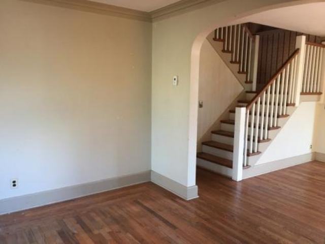 31 S Broad St - Photo 2 of 4