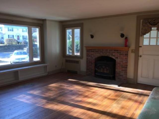 31 S Broad St - Photo 3 of 4