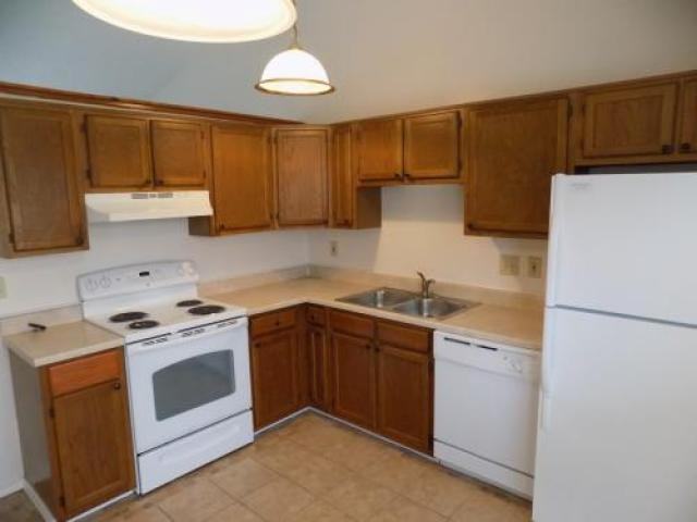 2330 Shirlene Dr - Photo 2 of 6