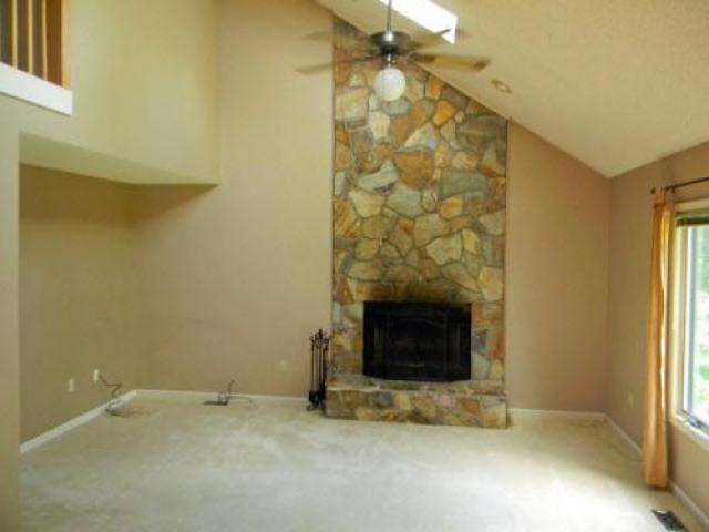 2088 Hawksbill Rd - Photo 2 of 6