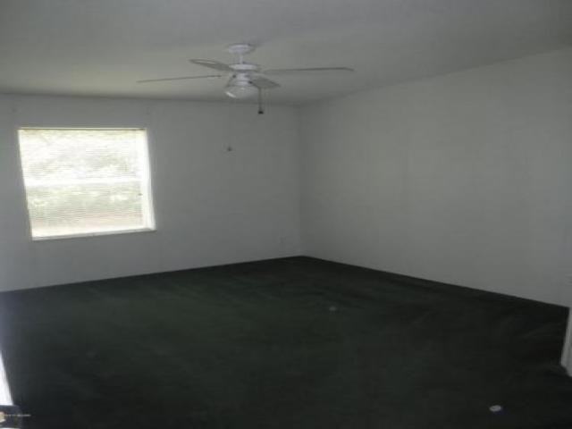 12013 Hibiscus St - Photo 3 of 6