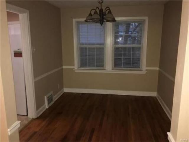 1219 N Geyer Rd - Photo 3 of 6