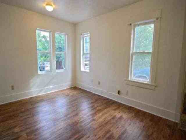 954 Marine St - Photo 2 of 6