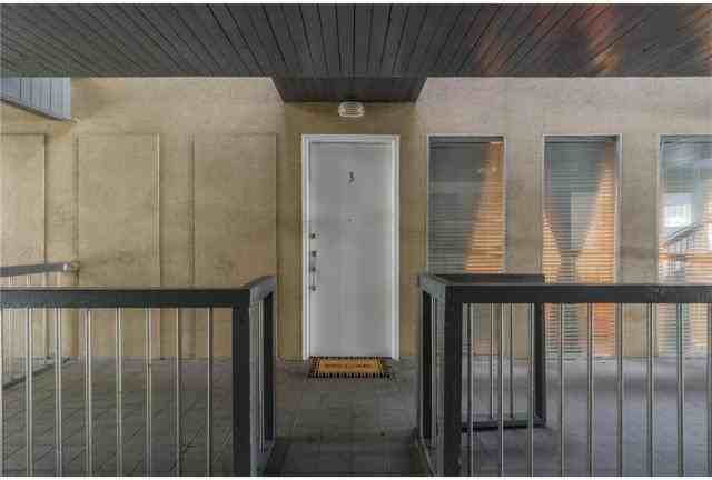 10860 Seymour St - Photo 2 of 12