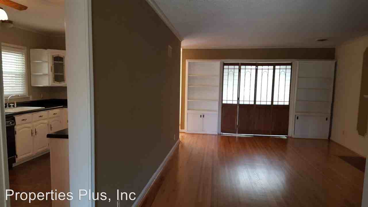 2205 S Troost Ave - Photo 3 of 17