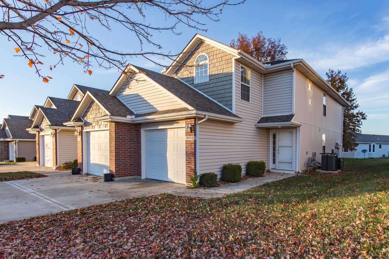 10642 E 46th St - Photo 2 of 25