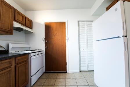 8401 S Ada - Photo 3 of 5