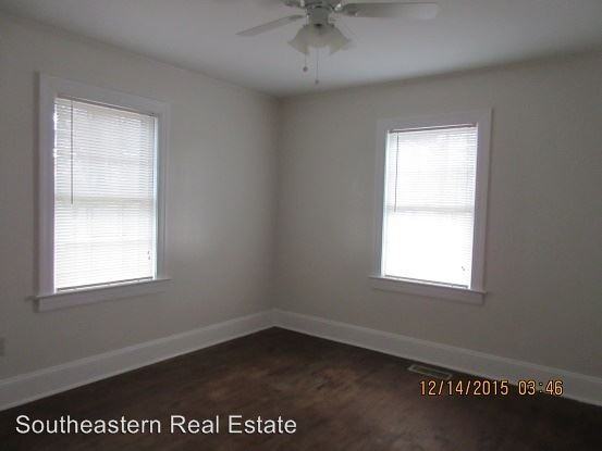 108 N Dickerson St - Photo 3 of 8