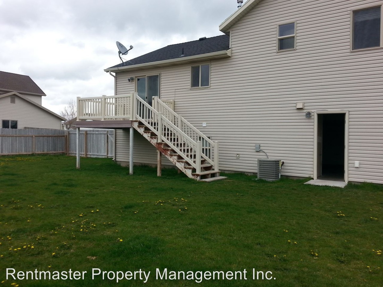1207 Drystone Dr - Photo 2 of 14