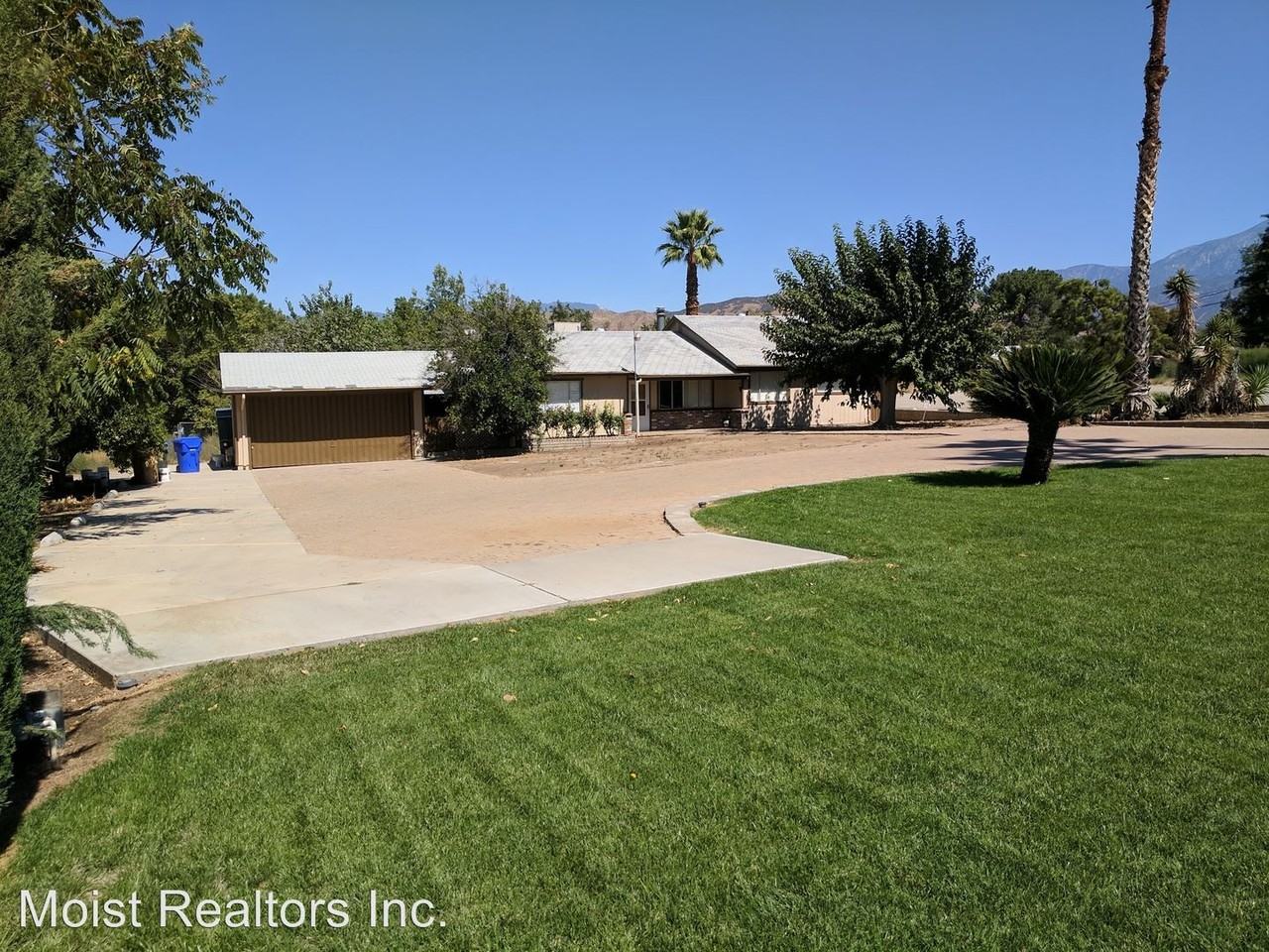 32598 Oak Glen Rd - Photo 2 of 17