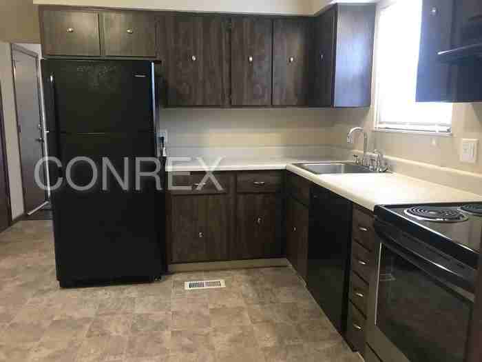 3471 Simmons Dr - Photo 2 of 13