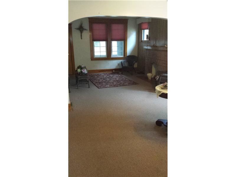 1018 Lane Ave - Photo 3 of 20