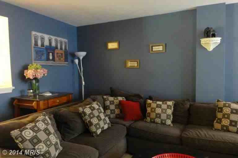 8869 Benchmark Ln - Photo 3 of 20