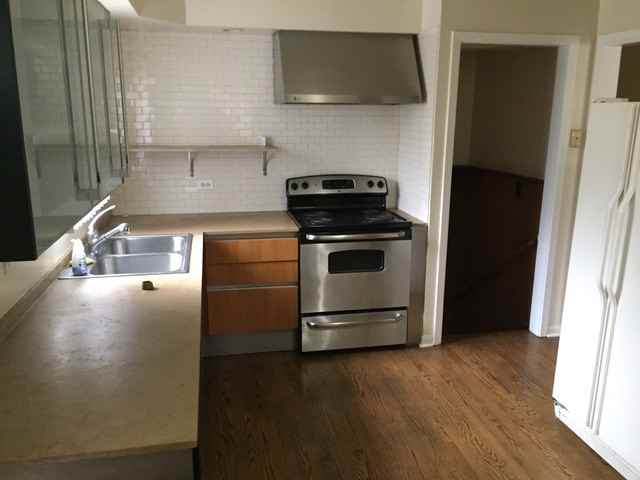 132 Glenview Rd - Photo 2 of 14